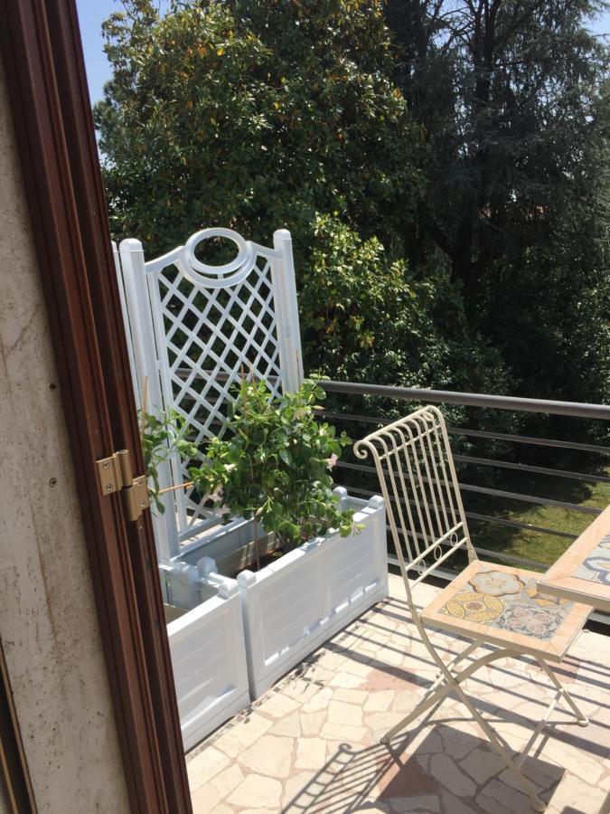 Passirano B&B La Villa Mediterranea מראה חיצוני תמונה