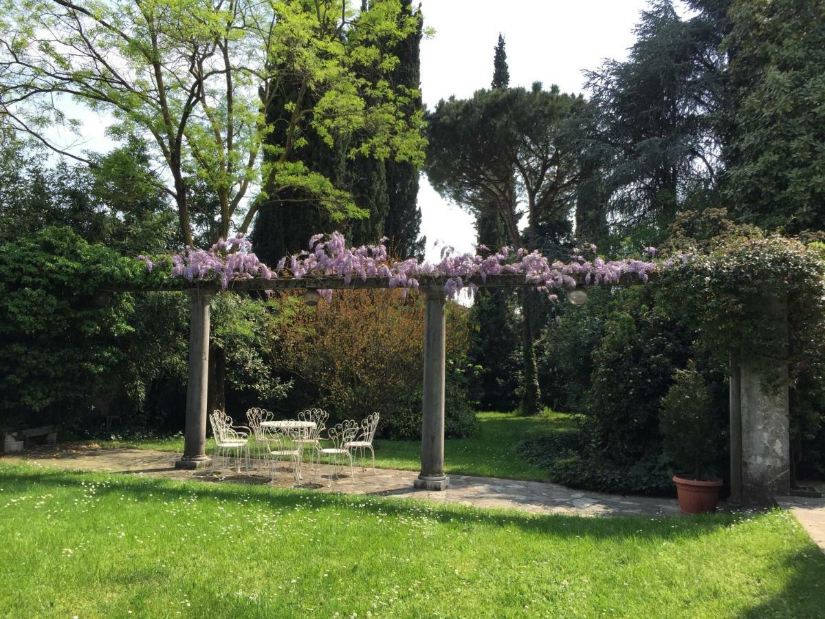 Passirano B&B La Villa Mediterranea מראה חיצוני תמונה